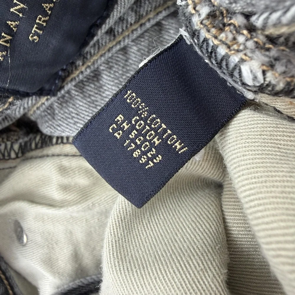 Banana Republic please refer